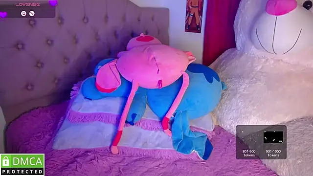 KittyHot20 online show from December 15, 10:14 pm