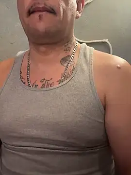 Snapshot of treb818 chatting on December 22, 3:14 am treb818 online show from December 22, 3:14 am