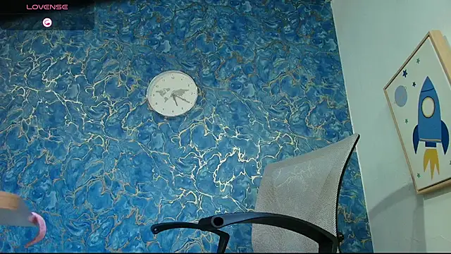 Snapshot of Rhaegal_hot chatting on November 8, 10:19 pm Rhaegal hot online show from November 8, 10:19 pm