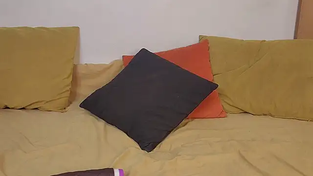 Vanessa Norris online show from December 5, 8:45 am