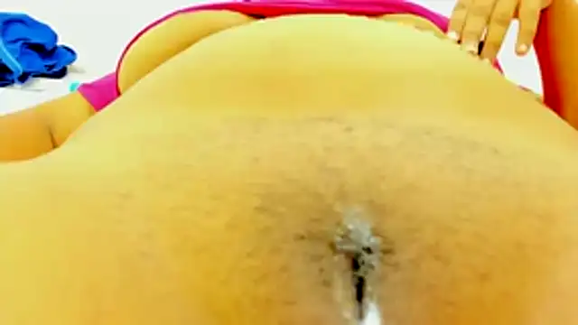 Snapshot of Kika_teem chatting on November 29, 3:37 pm Kika teem online show from November 29, 3:37 pm