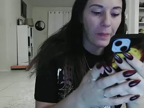 CrystalLakeXO online show from January 16, 5:32 am