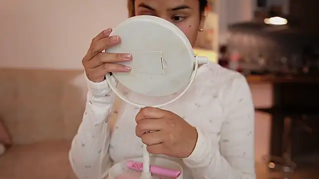 SaraParisi online show from February 20, 12:18 am