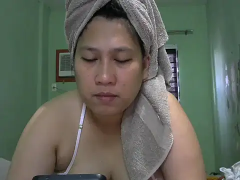 Snapshot of sweetsexysmile chatting on December 3, 1:35 am sweetsexysmile online show from December 3, 1:35 am