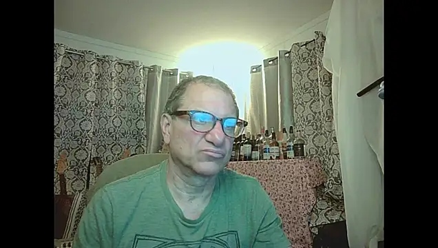 Snapshot of coryassman chatting on June 19, 6:40 am coryassman online show from June 19, 6:40 am