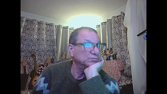 Snapshot of coryassman chatting on June 21, 8:39 am coryassman online show from June 21, 8:39 am