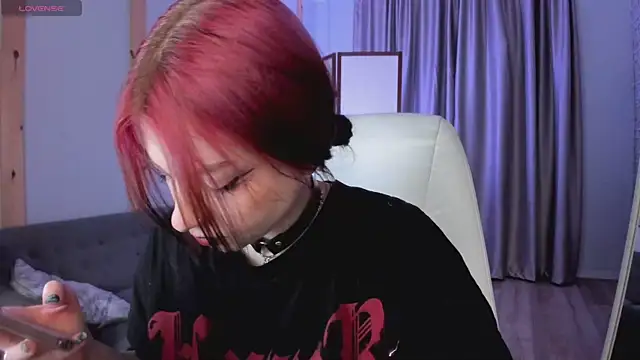 arielabradberry online show from March 13, 3:50 pm