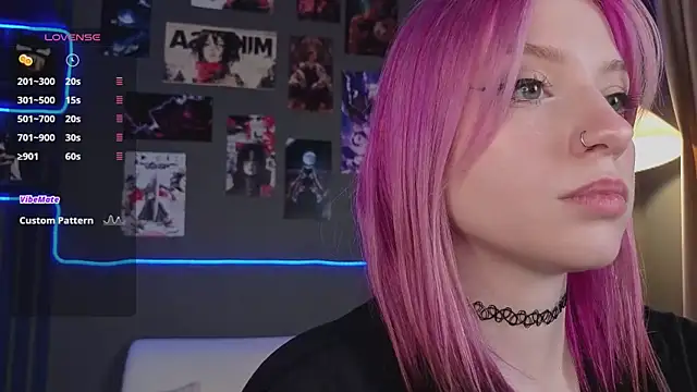 arielabradberry online show from June 18, 2:43 pm