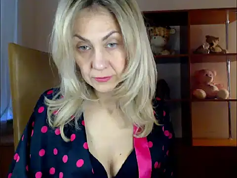 Tanya6547 online show from March 7, 8:13 am