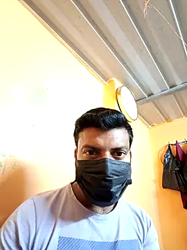 Snapshot of model_yesx chatting on February 26, 5:28 pm model yesx online show from February 26, 5:28 pm