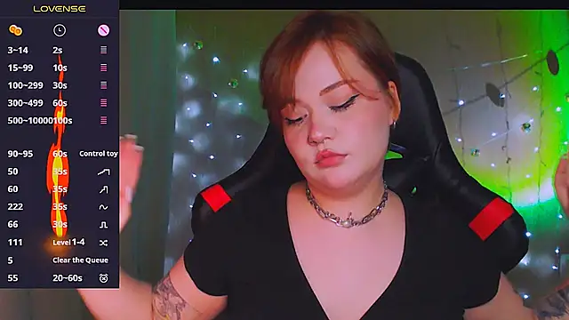 Snapshot of lala_loulou_land chatting on May 25, 7:31 pm lala loulou land online show from May 25, 7:31 pm