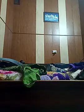 lovesuna online show from January 8, 1:13 pm