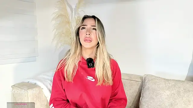 Snapshot of Addison_baker chatting on October 28, 3:21 am Addison baker online show from October 28, 3:21 am