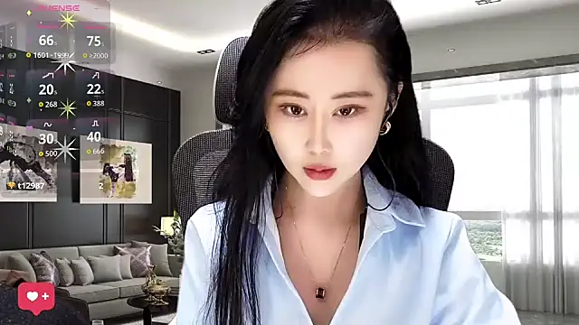 W-E-N-123 online show from October 19, 11:49 pm