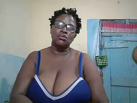 sexy bigboobss online show from July 13, 8:55 pm