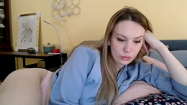 Snapshot of Scarlettford chatting on March 15, 5:15 pm Scarlettford online show from March 15, 5:15 pm