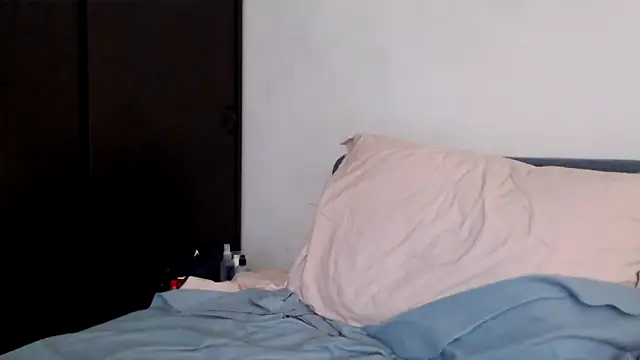 Snapshot of Scarlettford chatting on October 24, 4:25 pm Scarlettford online show from October 24, 4:25 pm