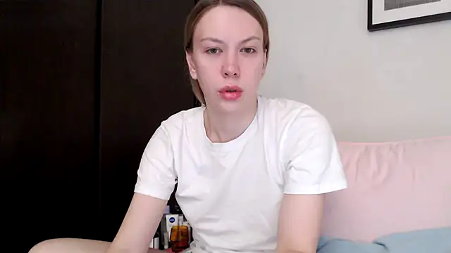 Snapshot of Scarlettford chatting on November 5, 4:40 pm Scarlettford online show from November 5, 4:40 pm