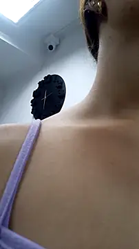 AnthonelaDuque online show from November 3, 11:33 am