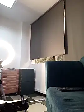 AnthonelaDuque online show from December 17, 11:38 am