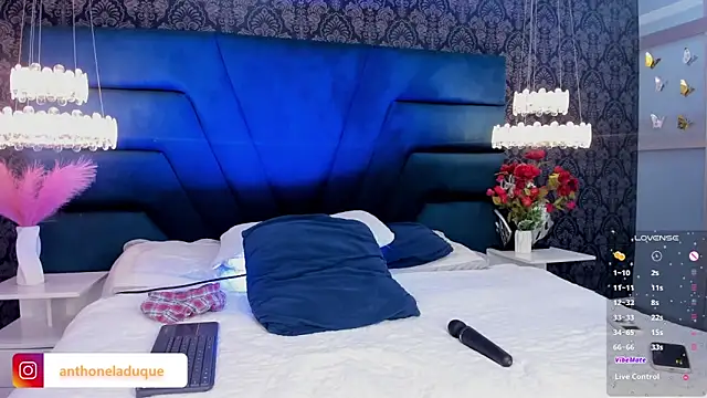 AnthonelaDuque online show from March 11, 1:55 am