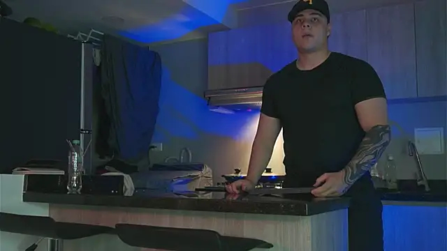 odin blake online show from February 12, 7:02 am