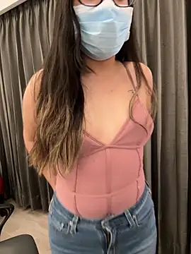 jAsMinE678 online show from May 19, 7:09 pm