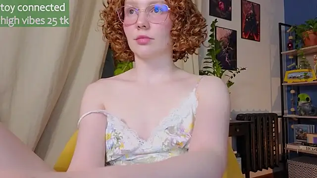 Snapshot of _lightmyfire chatting on March 5, 6:45 pm lightmyfire online show from March 5, 6:45 pm