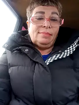 Snapshot of Lee_Nell chatting on December 4, 7:06 am Lee Nell online show from December 4, 7:06 am