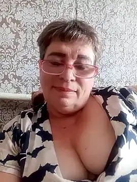 Snapshot of Lee_Nell chatting on December 12, 6:36 am Lee Nell online show from December 12, 6:36 am