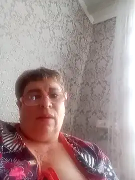 Snapshot of Lee_Nell chatting on December 19, 8:23 am Lee Nell online show from December 19, 8:23 am