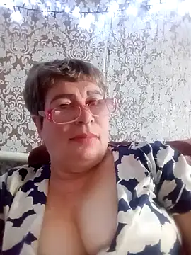 Snapshot of Lee_Nell chatting on January 1, 5:01 am Lee Nell online show from January 1, 5:01 am