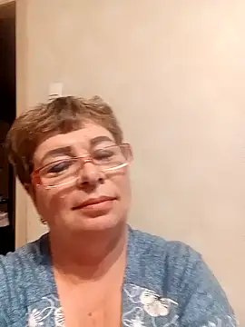 Snapshot of Lee_Nell chatting on January 9, 5:34 am Lee Nell online show from January 9, 5:34 am
