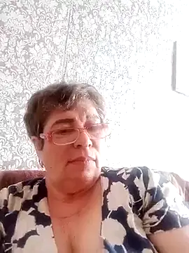 Snapshot of Lee_Nell chatting on March 2, 9:42 am Lee Nell online show from March 2, 9:42 am