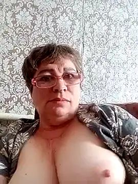 Snapshot of Lee_Nell chatting on March 10, 6:16 am Lee Nell online show from March 10, 6:16 am