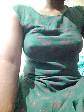 rituporna2004 online show from January 9, 2:31 pm