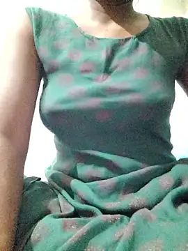 rituporna2004 online show from January 15, 2:49 am