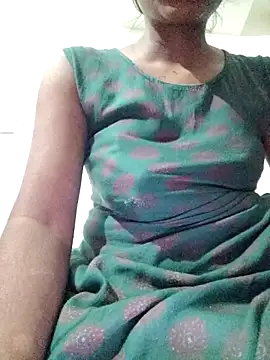 rituporna2004 online show from January 16, 4:38 am