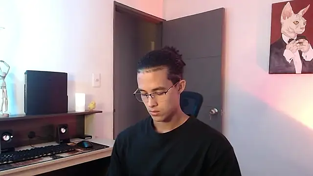 Snapshot of alejo_x3 chatting on February 15, 12:04 am alejo x3 online show from February 15, 12:04 am