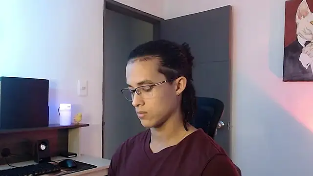 Snapshot of alejo_x3 chatting on February 17, 10:58 pm alejo x3 online show from February 17, 10:58 pm