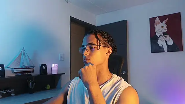 Snapshot of alejo_x3 chatting on December 15, 11:53 pm alejo x3 online show from December 15, 11:53 pm