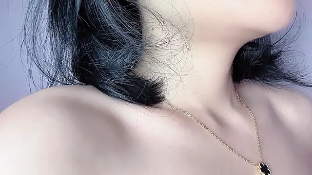 Snapshot of Baenee chatting on November 15, 7:54 pm Baenee online show from November 15, 7:54 pm