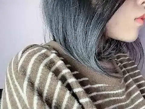 Snapshot of Baenee chatting on December 2, 1:39 pm Baenee online show from December 2, 1:39 pm