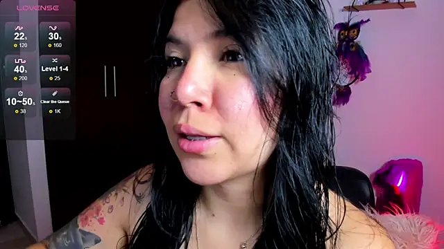 Snapshot of AilynRed chatting on January 25, 3:30 am AilynRed online show from January 25, 3:30 am