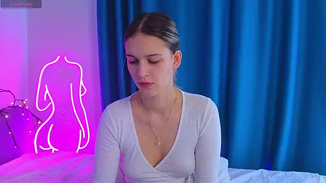 KimberliDean online show from February 3, 7:29 am