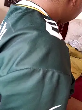 Snapshot of Babez_show chatting on March 1, 11:28 am Babez show online show from March 1, 11:28 am