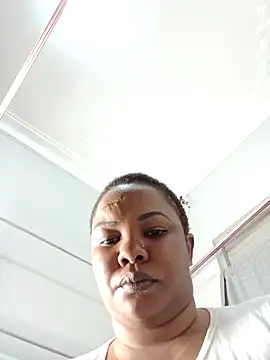 Snapshot of Babez_show chatting on November 17, 2:56 pm Babez show online show from November 17, 2:56 pm