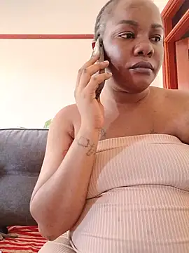 Snapshot of Babez_show chatting on May 20, 7:14 am Babez show online show from May 20, 7:14 am