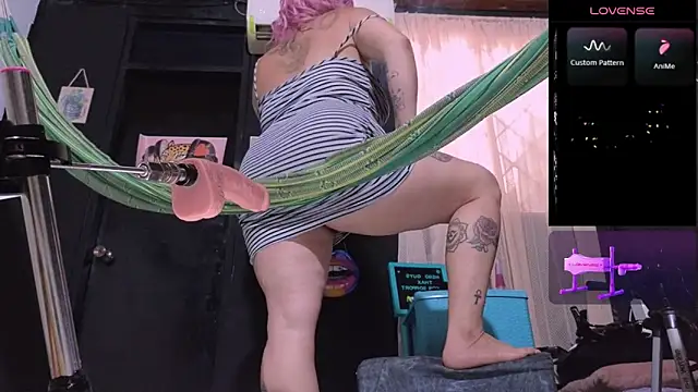 Snapshot of waterfalls_girl chatting on January 29, 9:28 pm waterfalls girl online show from January 29, 9:28 pm