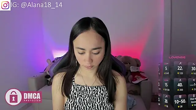 Snapshot of Alana_Pherson chatting on December 5, 6:11 am Alana Pherson online show from December 5, 6:11 am